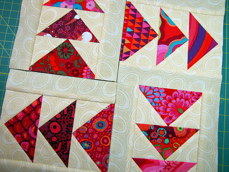 English Paper Piecing for beginners - Daisi Toegel - Flower Sew